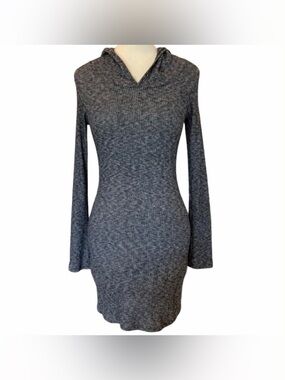 Y2K hooded sweater dress by Teenbell Lightweight Womens XS knit small